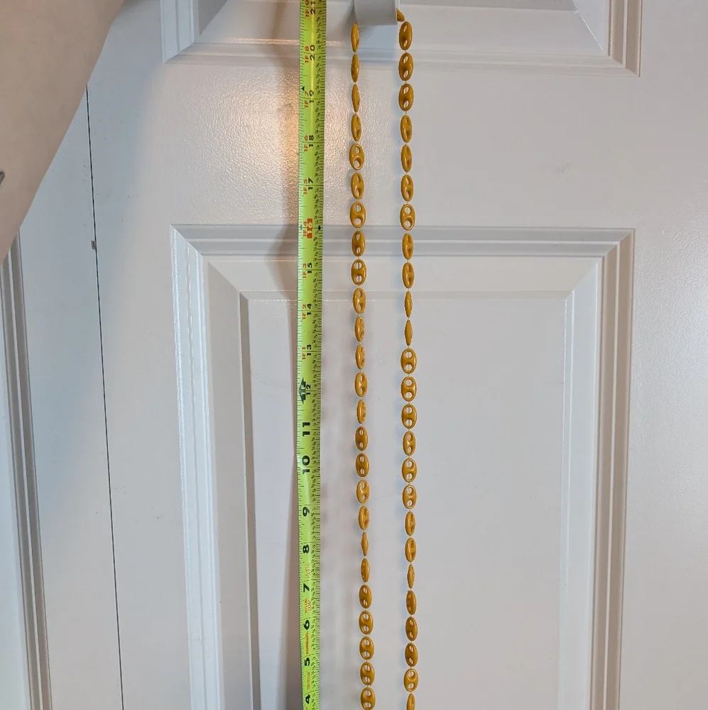 Vintage Strand Unique Mustard Yellow Necklace - Picture 2 of 6